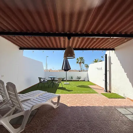 Casa Tamaran Feriehus *